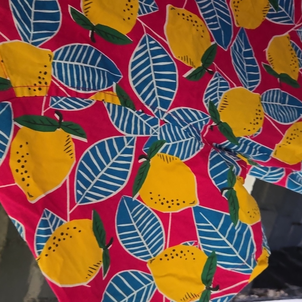 No Boundaries tropical short sleeve shirt - Picture 2 of 9